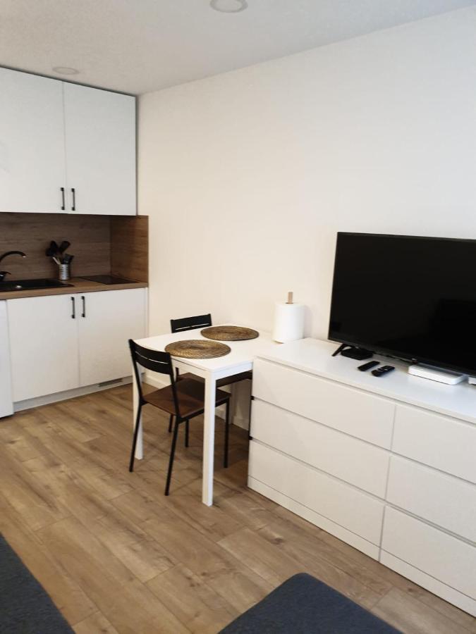 Rent In Apartment